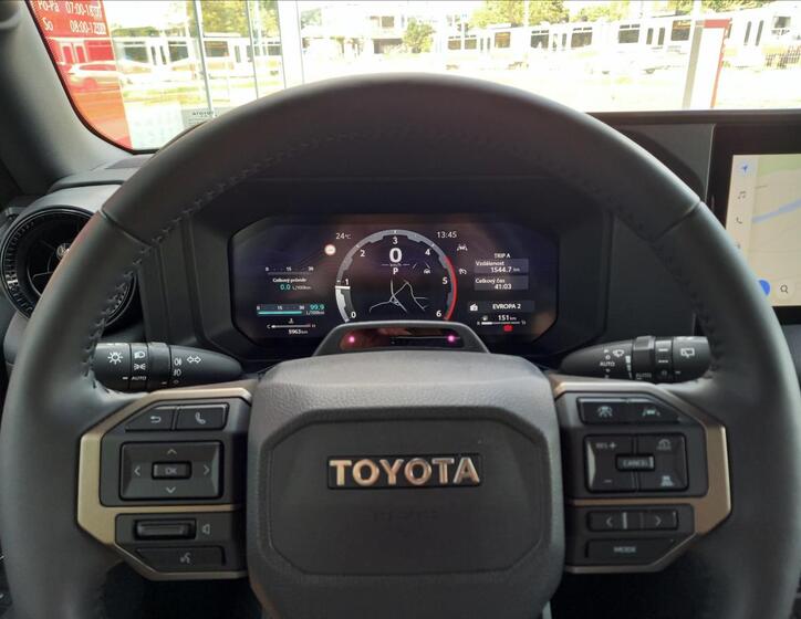 Toyota Land Cruiser 17