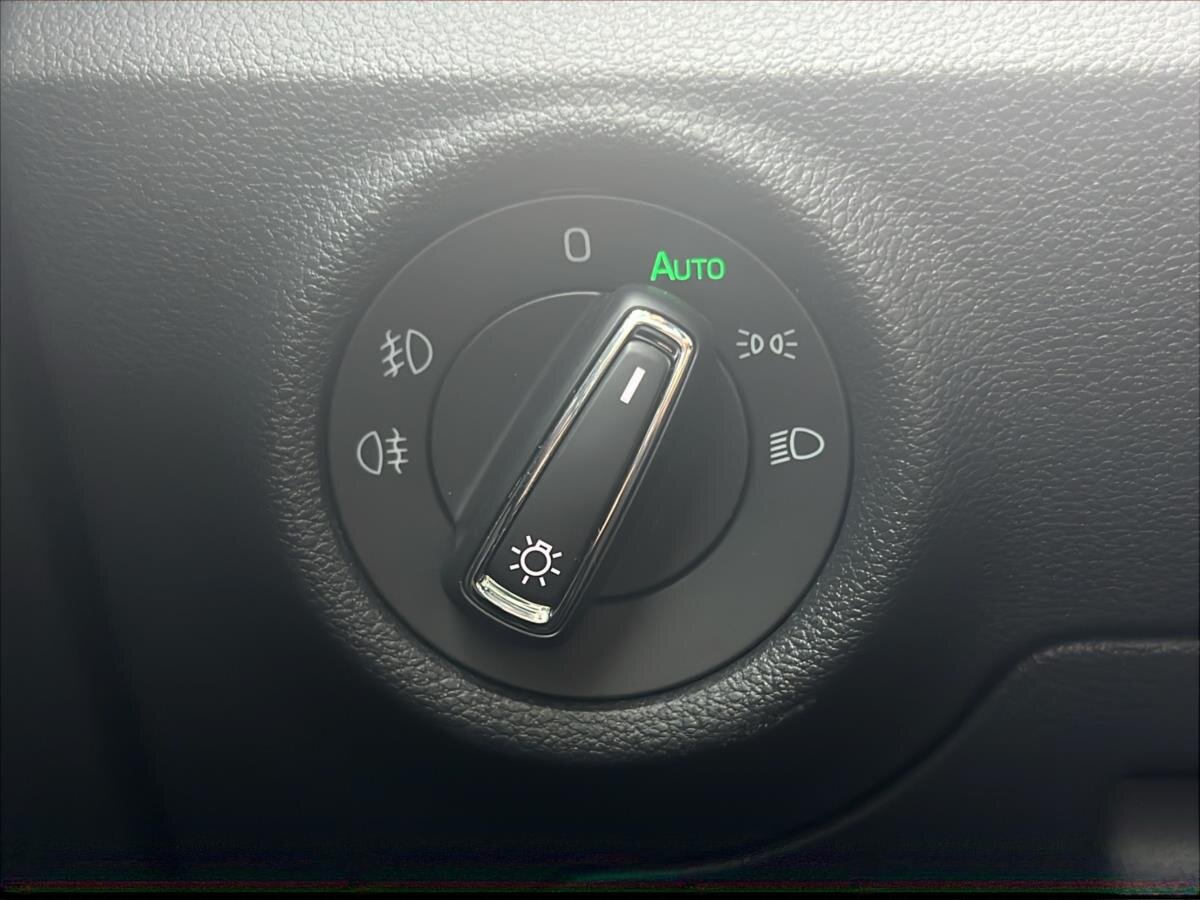 Škoda Scala Hatchback 1,5 l 110 kw