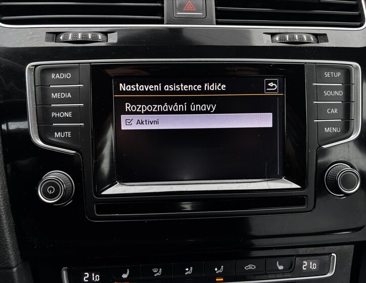 Volkswagen Golf Kombi 1,6 l 77 kw