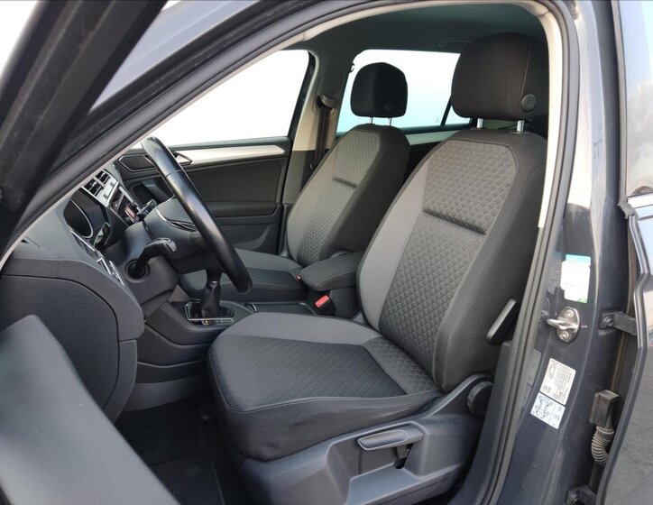 Volkswagen Tiguan SUV / Terénní 2,0 l 110 kw
