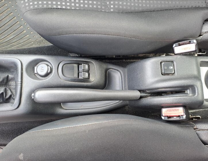 Peugeot 206 Hatchback 1,1 l 44 kw