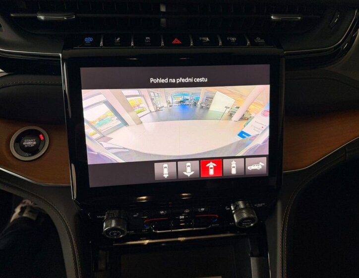 Jeep Grand Cherokee SUV / Terénní 2,0 l 280 kw