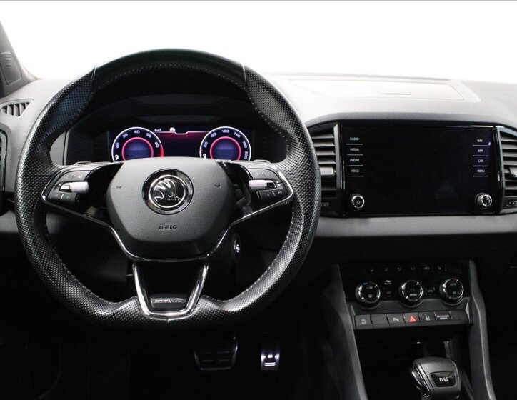 Škoda Karoq SUV / Terénní 1,5 l 110 kw