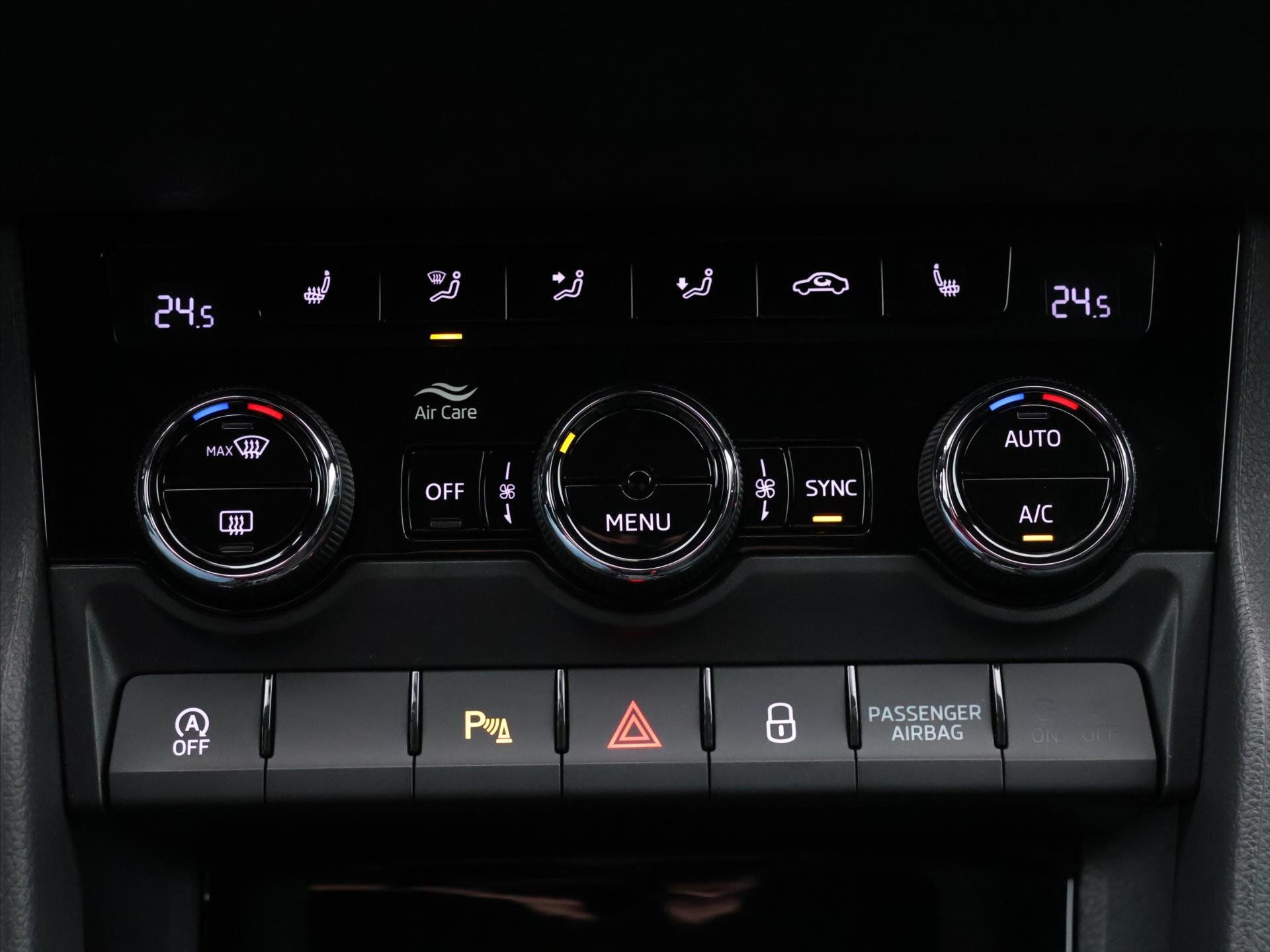 Škoda Karoq SUV / Terénní 2,0 l 140 kw