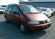 Volkswagen Sharan Kombi 1,9 l 66 kw