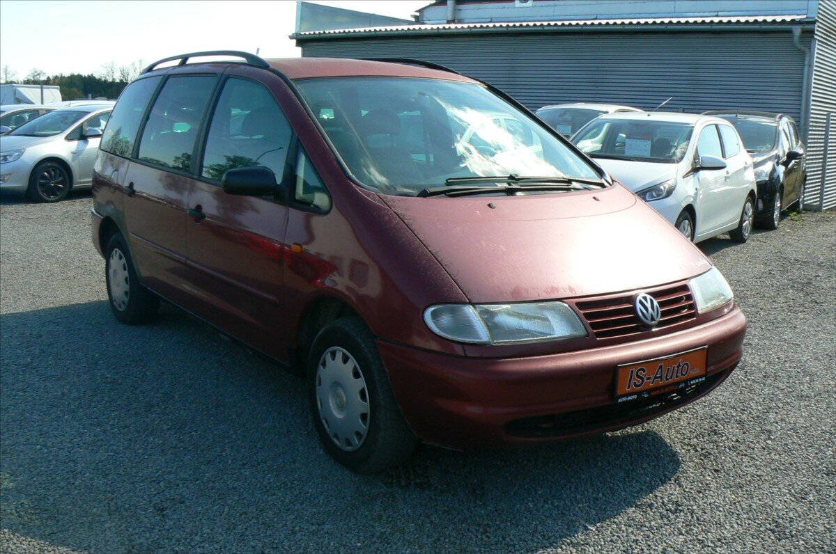 Volkswagen Sharan Kombi 1,9 l 66 kw