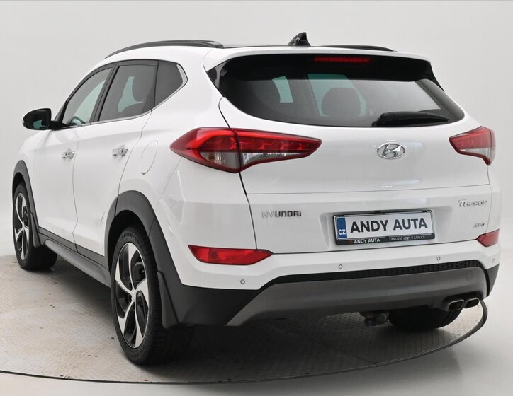 Hyundai Tucson SUV 2,0 l 100 kw