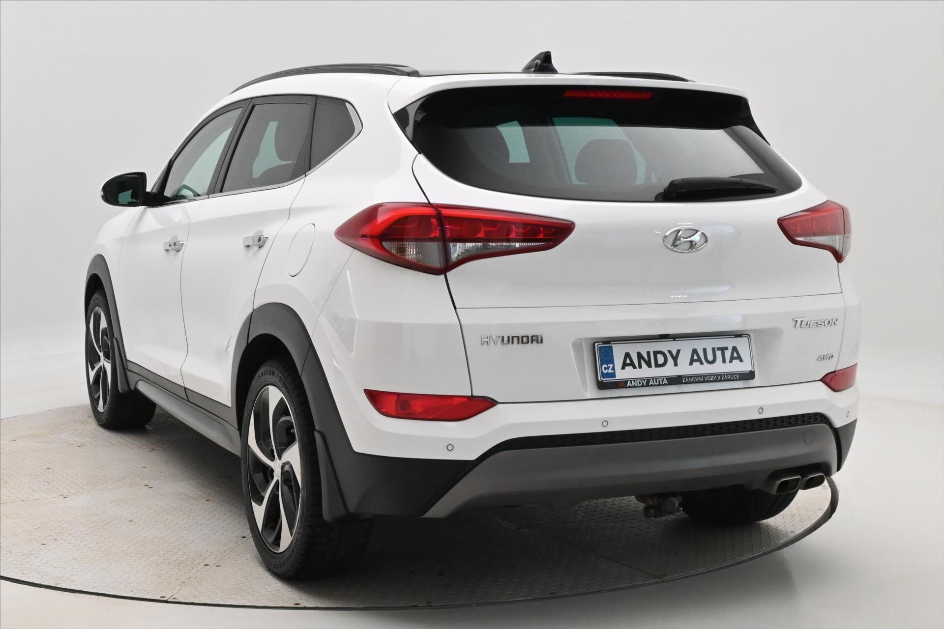 Hyundai Tucson SUV 2,0 l 100 kw