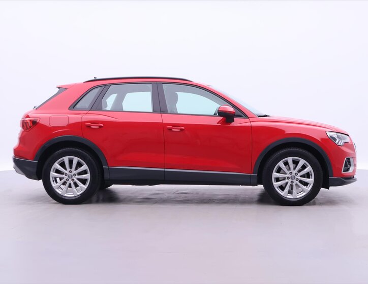 Audi Q3 SUV / Terénní 2,0 l 110 kw