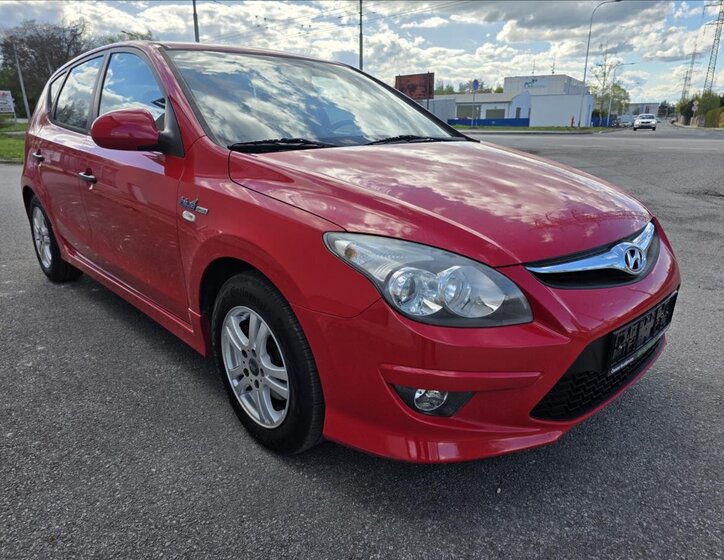 Hyundai i30 Hatchback 1,4 l 77 kw