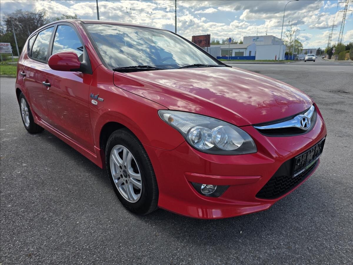 Hyundai i30 Hatchback 1,4 l 77 kw