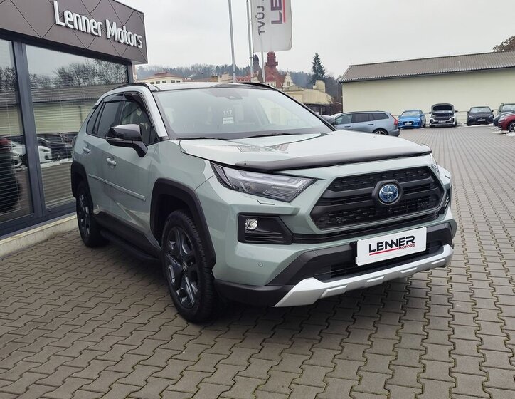 Toyota RAV4 Kombi 2,5 l 131 kw