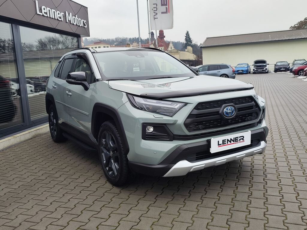 Toyota RAV4 Kombi 2,5 l 131 kw