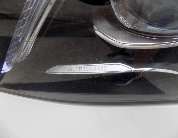 Mercedes-Benz Třídy E 49