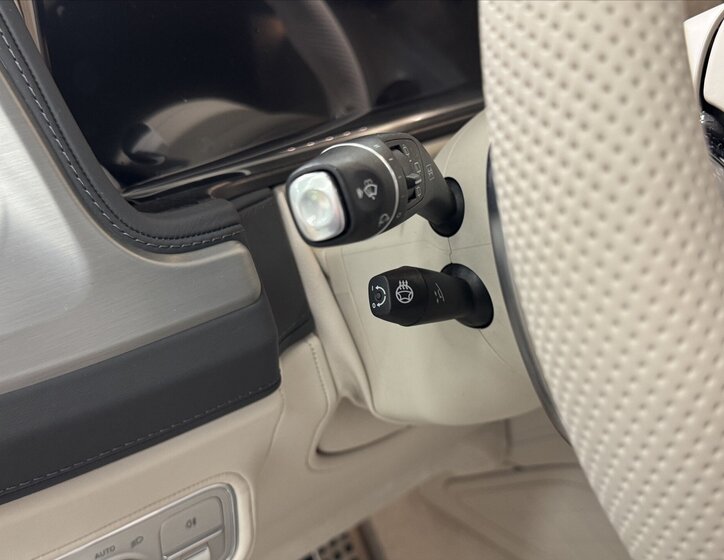 Mercedes-Benz Třídy G SUV 4,0 l 430 kw