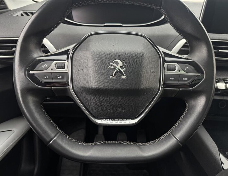 Peugeot 3008 SUV / Terénní 1,2 l 96 kw