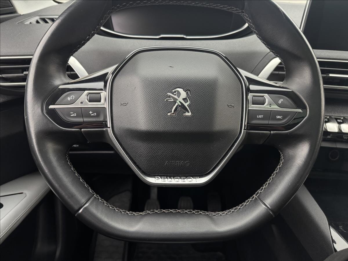 Peugeot 3008 SUV / Terénní 1,2 l 96 kw