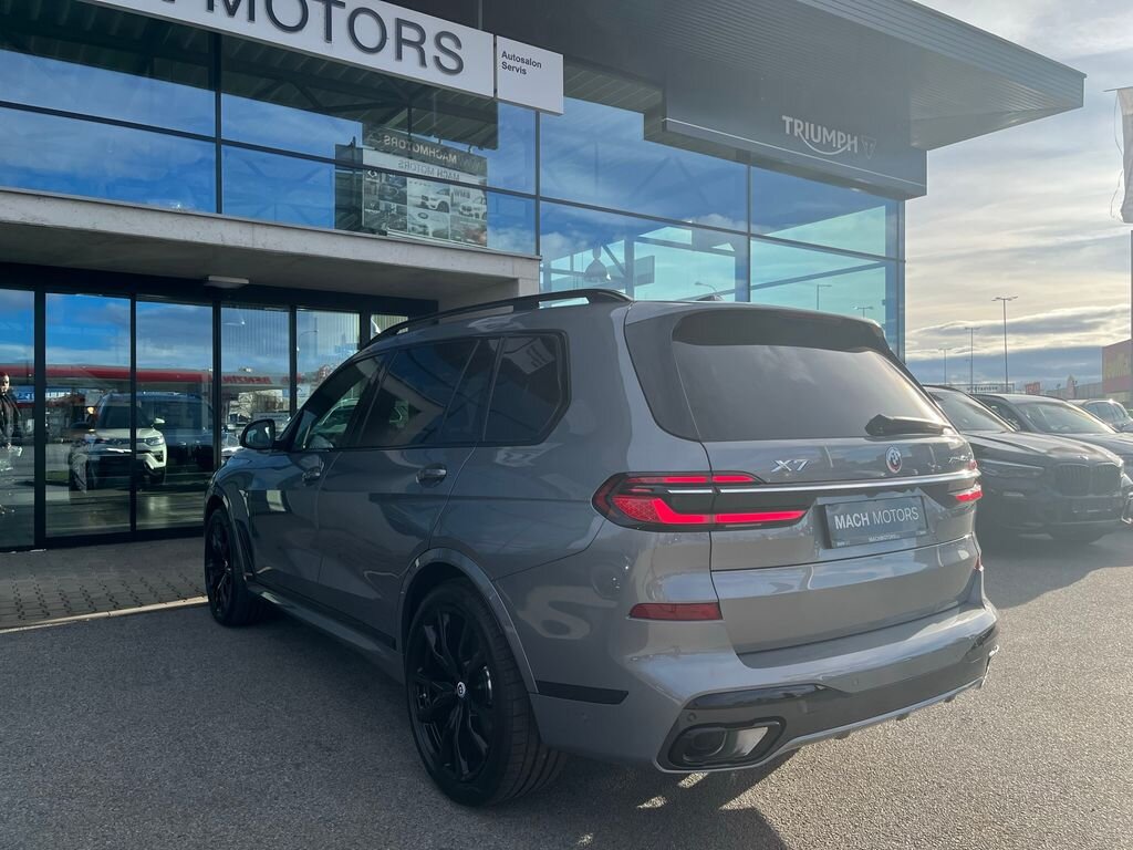BMW X7 SUV / Terénní 3,0 l 280 kw