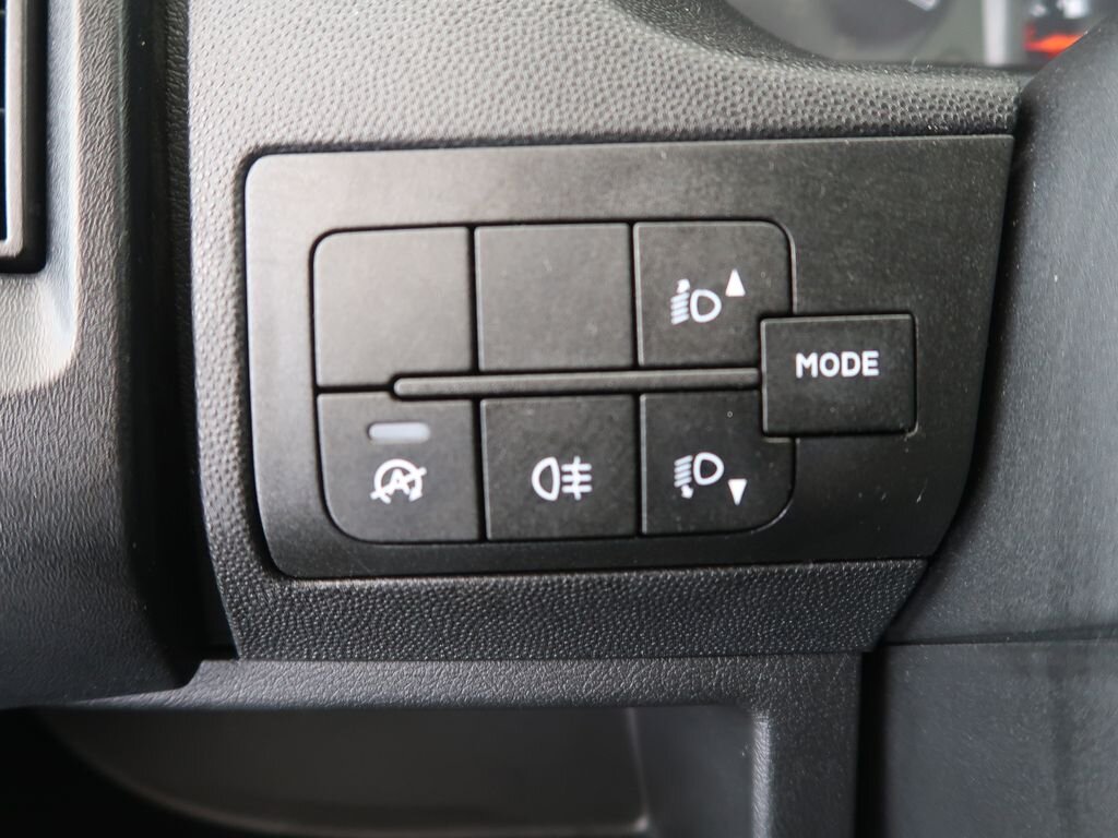 Opel Movano Skříň 2,2 l 103 kw