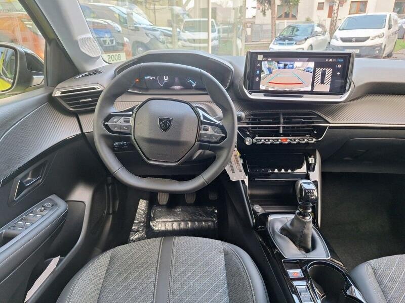 Peugeot 208 Hatchback 1,2 l 74 kw