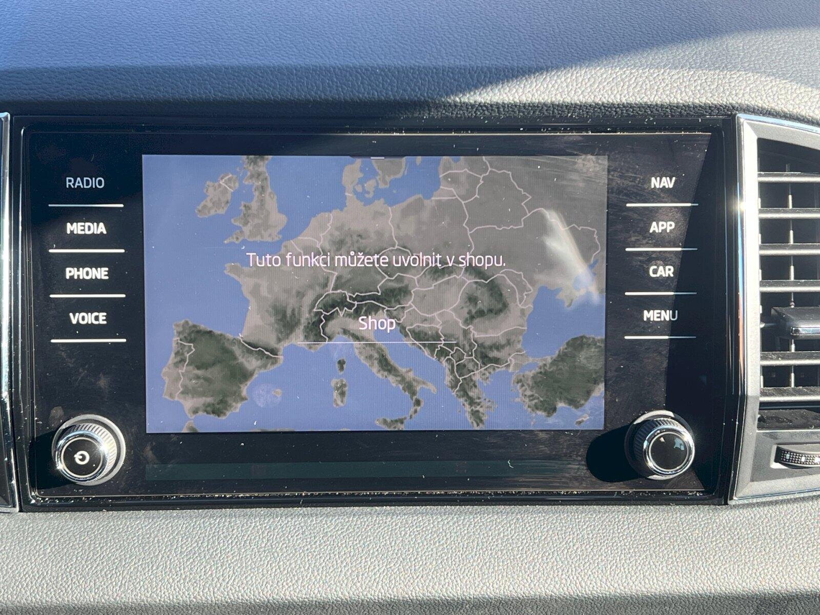 Škoda Karoq SUV / Terénní 1,5 l 110 kw