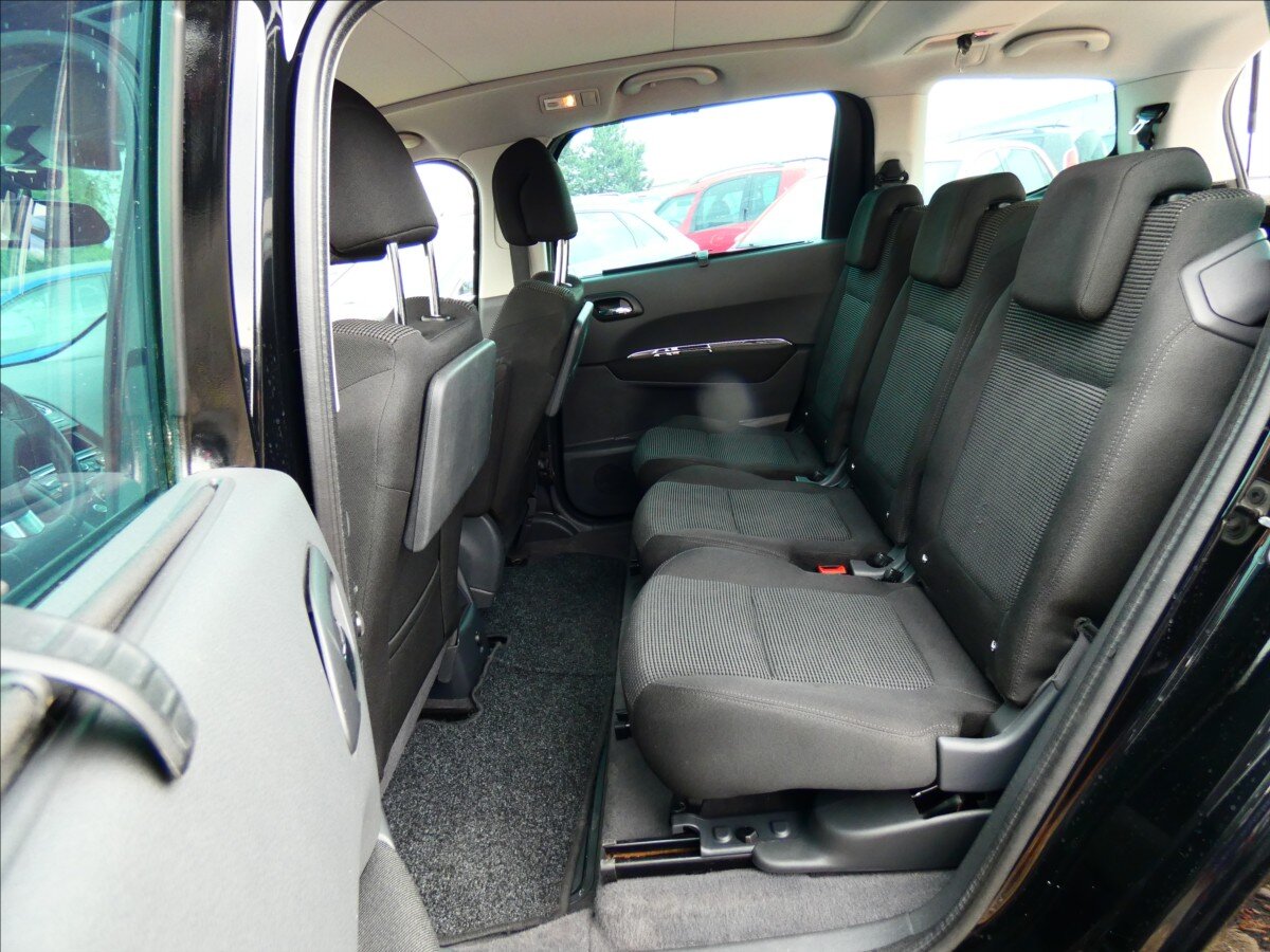 Peugeot 5008 MPV 1,6 l 115 kw