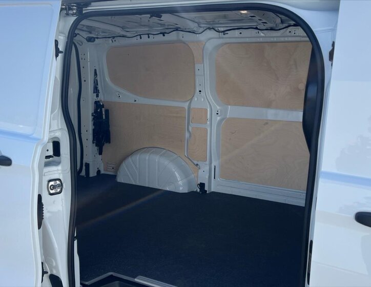 Volkswagen Transporter Skříň 2,0 l 110 kw