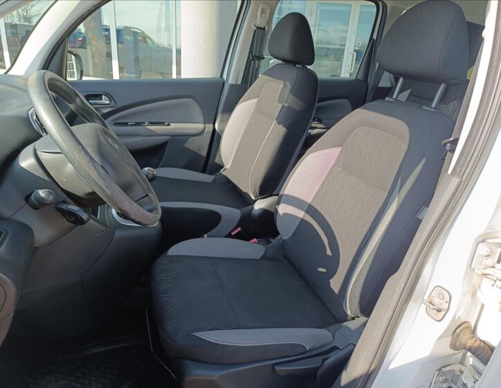 Citroën C3 Picasso MPV 1,6 l 88 kw