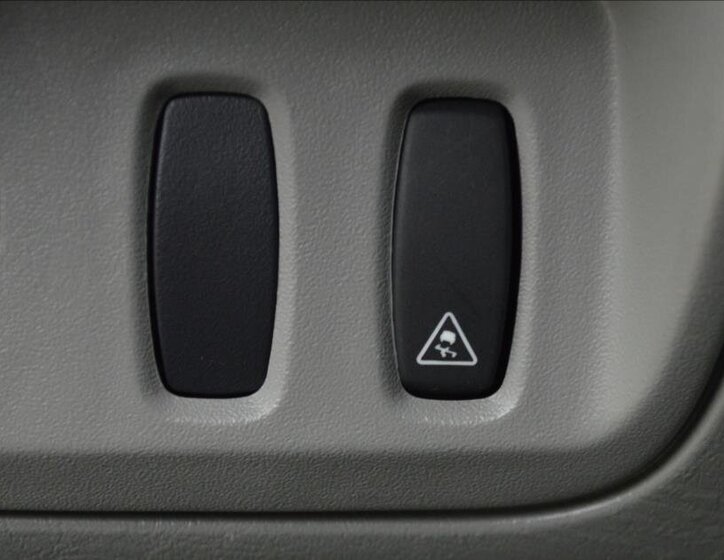 Opel Vivaro Kombi 2,5 l 107 kw