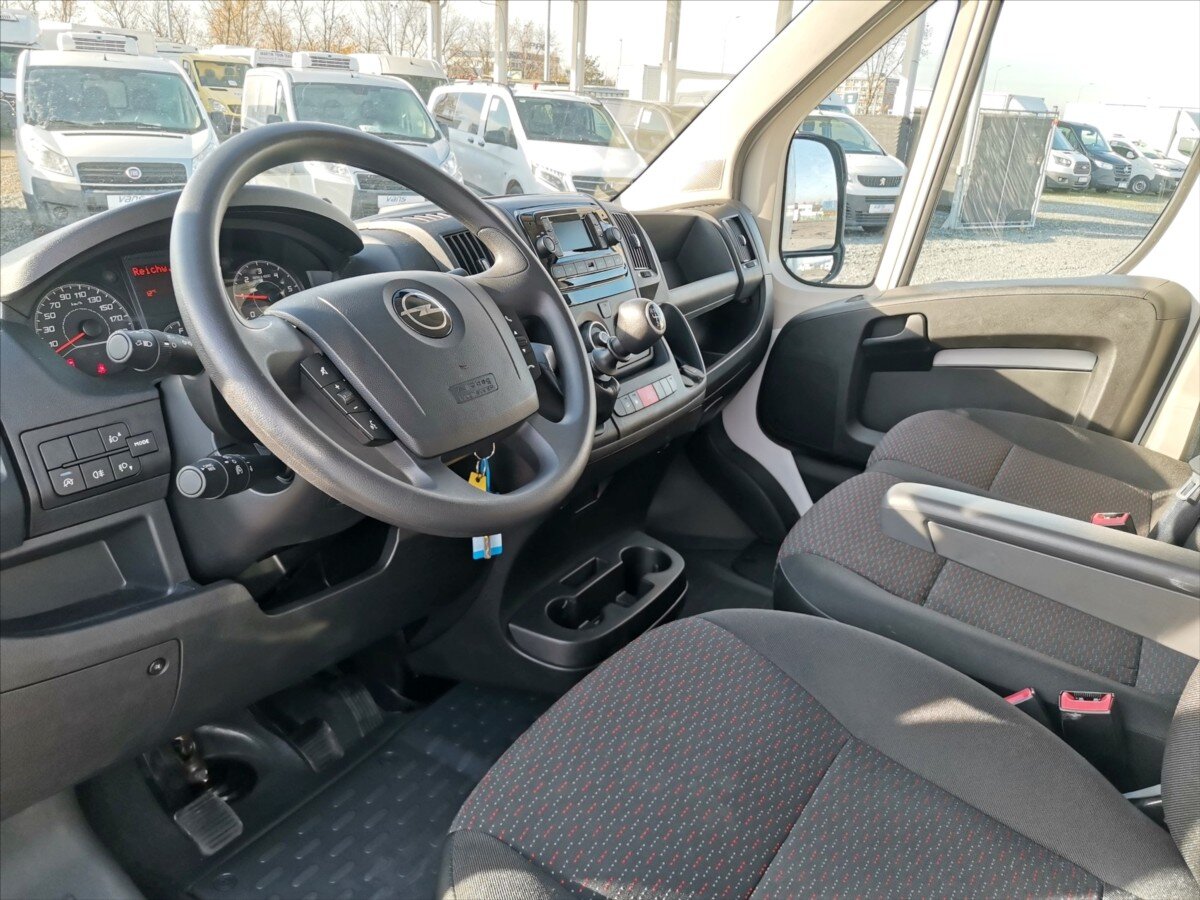 Opel Movano Skříň 2,2 l 103 kw