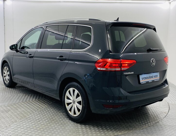 Volkswagen Touran 21