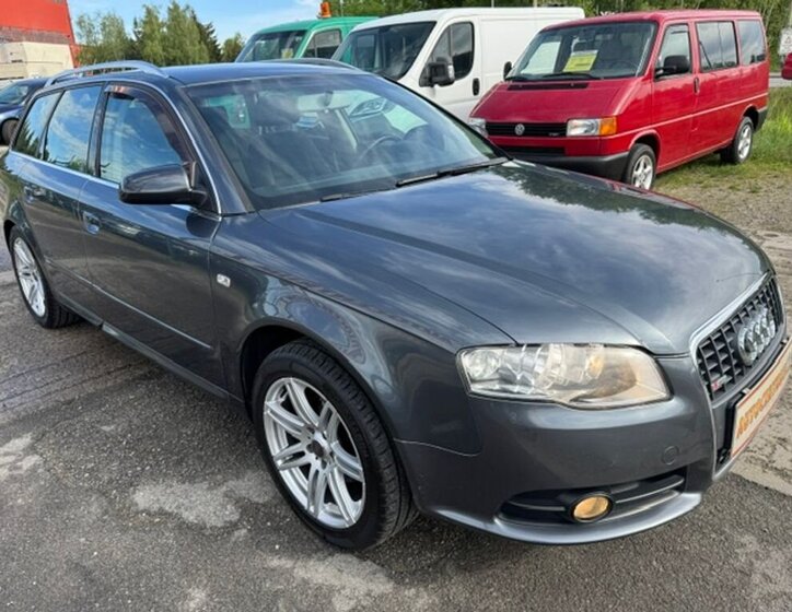 Audi A4 Kombi 2,0 l 103 kw