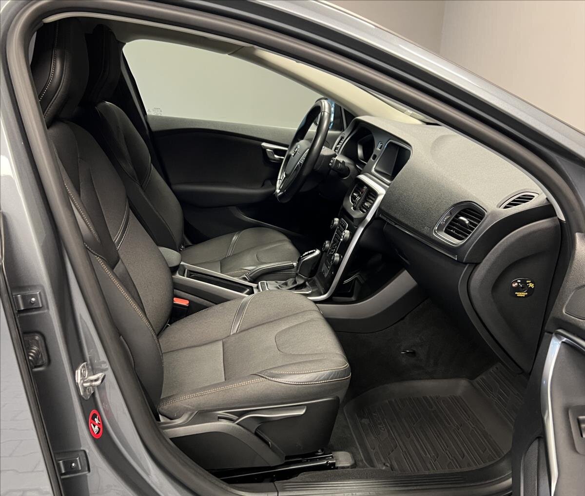 Volvo V40 Kombi 2,0 l 110 kw