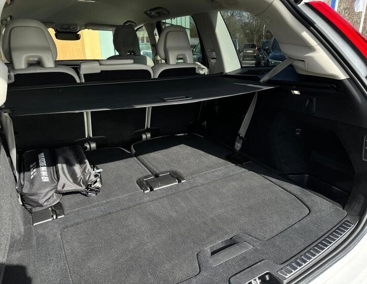 Volvo XC90 SUV 2,0 l 173 kw