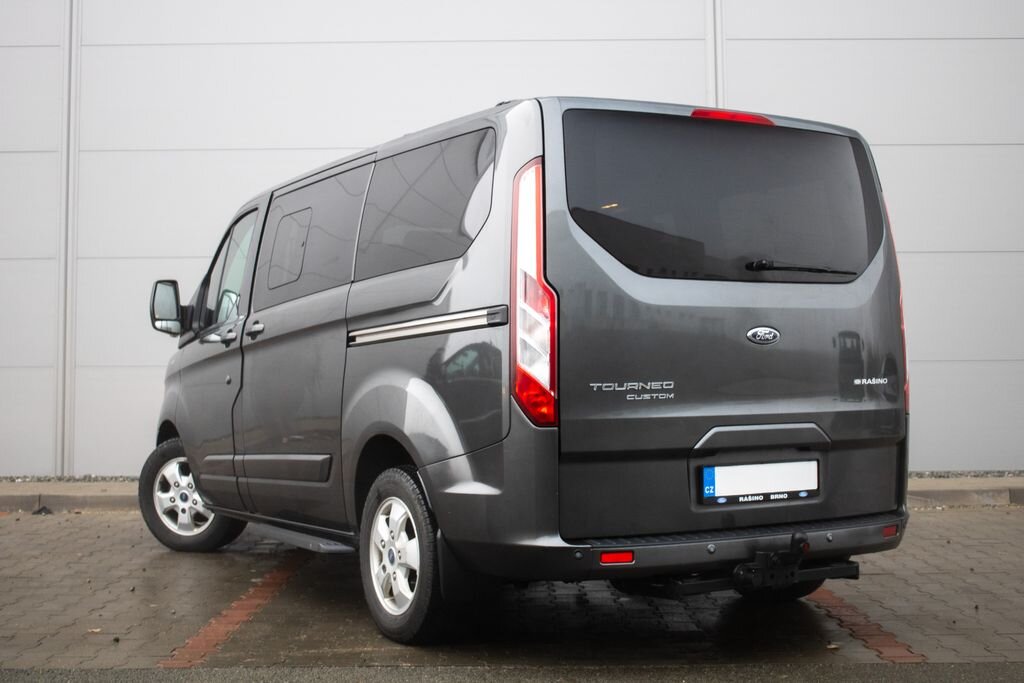 Ford Tourneo Custom