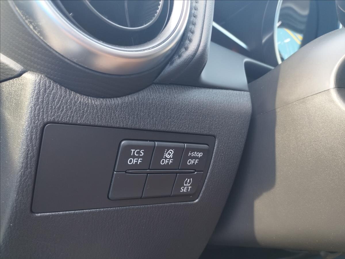 Mazda CX-3 SUV / Terénní 2,0 l 110 kw