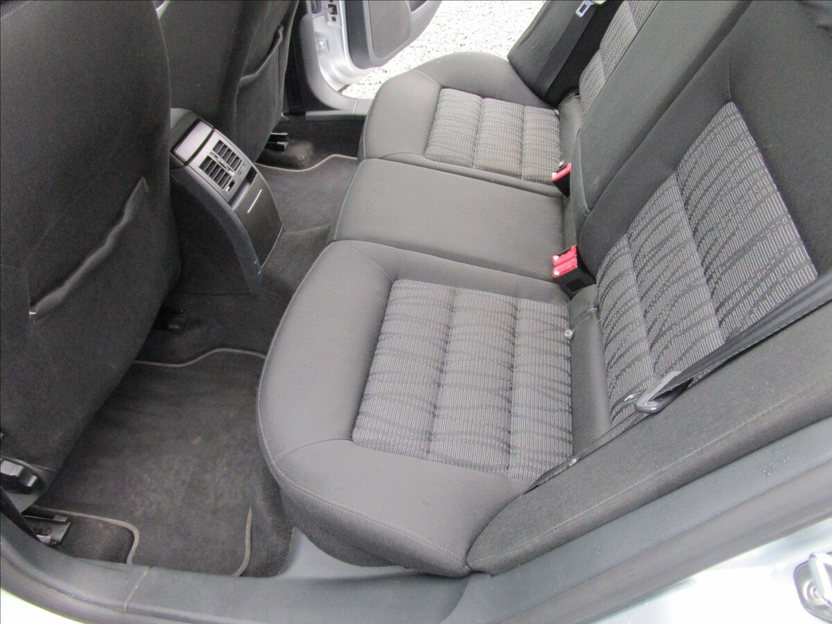 Škoda Octavia Liftback 1,6 l 77 kw