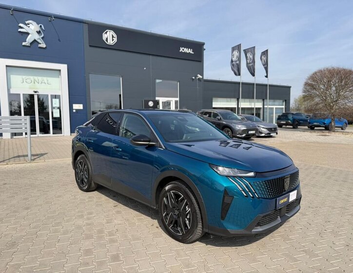 Peugeot 3008 SUV / Terénní 1,2 l 107 kw