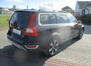 Volvo XC70 Kombi 2,4 l 151 kw