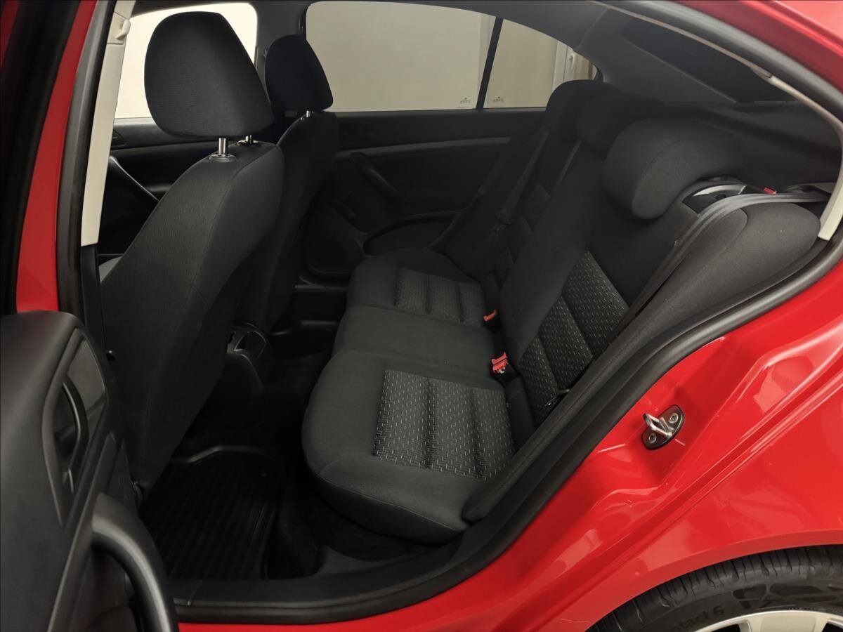 Škoda Octavia Sedan / Limuzína 1,4 l 59 kw