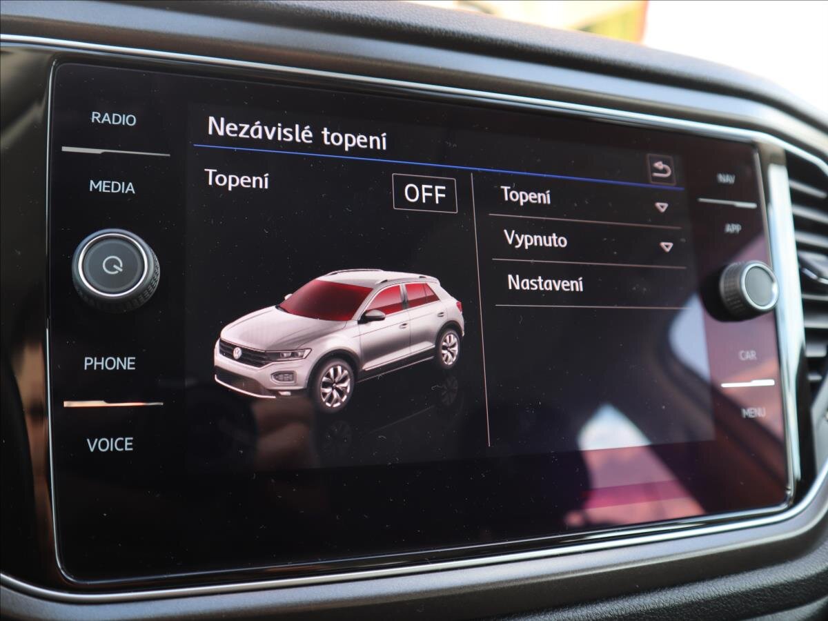 Volkswagen T-Roc CUV / Crossover 1,6 l 85 kw