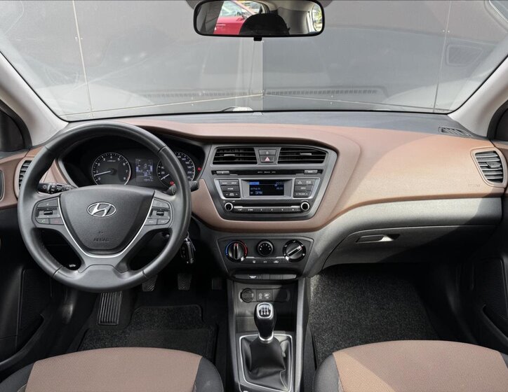 Hyundai i20 Hatchback 1,2 l 55 kw