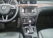 Škoda Superb 12