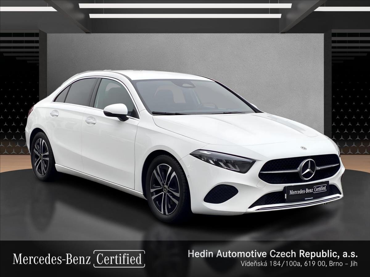 Mercedes-Benz Třídy A Sedan / Limuzína 1,3 l 100 kw