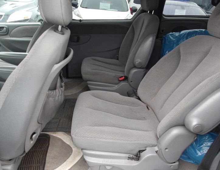 Chrysler Voyager MPV 2,5 l 105 kw