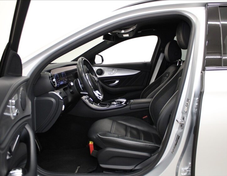 Mercedes-Benz Třídy E Kombi 4,0 l 450 kw