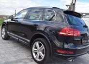 Volkswagen Touareg 7