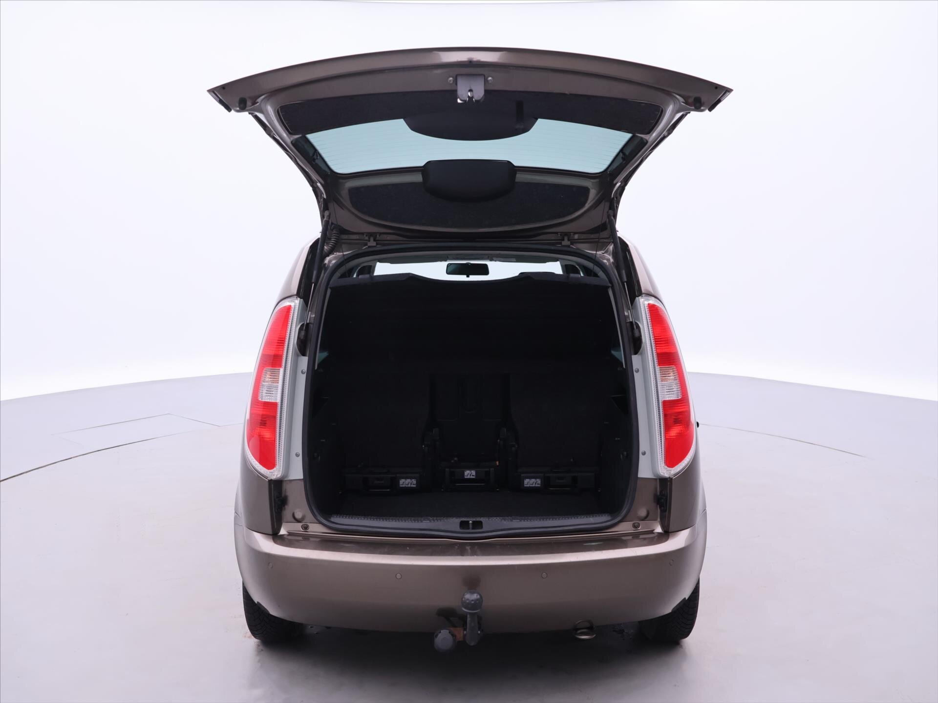 Škoda Roomster MPV 1,2 l 63 kw