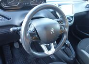 Peugeot 208 18