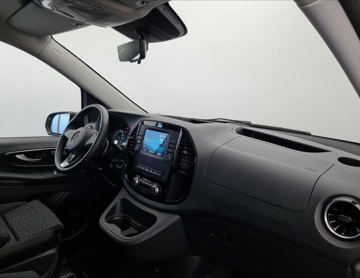 Mercedes-Benz Vito 14